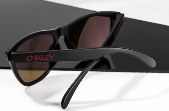 แว่น oakley OO9245 924563 ขา