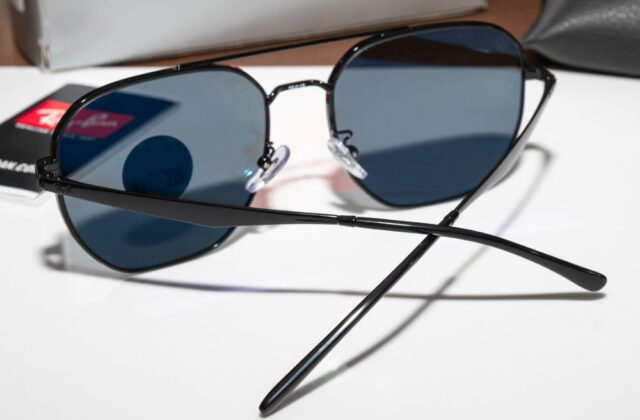 แว่น Ray-Ban RB3724D 00281 ขา