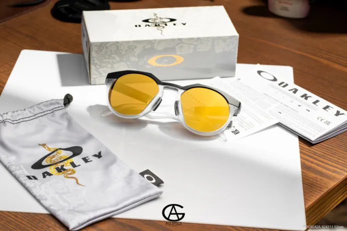 oakley limited snake 2025