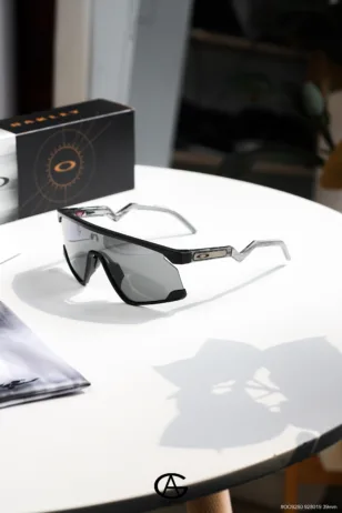 oakley 9280 xbtr