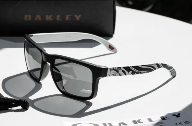 แว่น oakley OO9102 9102Z5