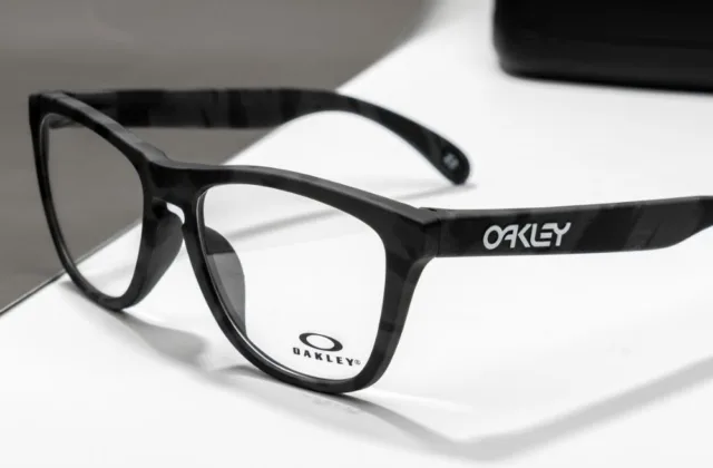 แว่น Oakley OX8137A 813704