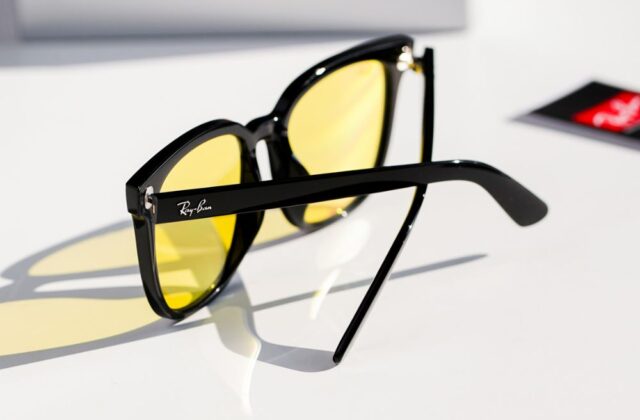แว่น Ray-Ban RB4401D 60185 ขา