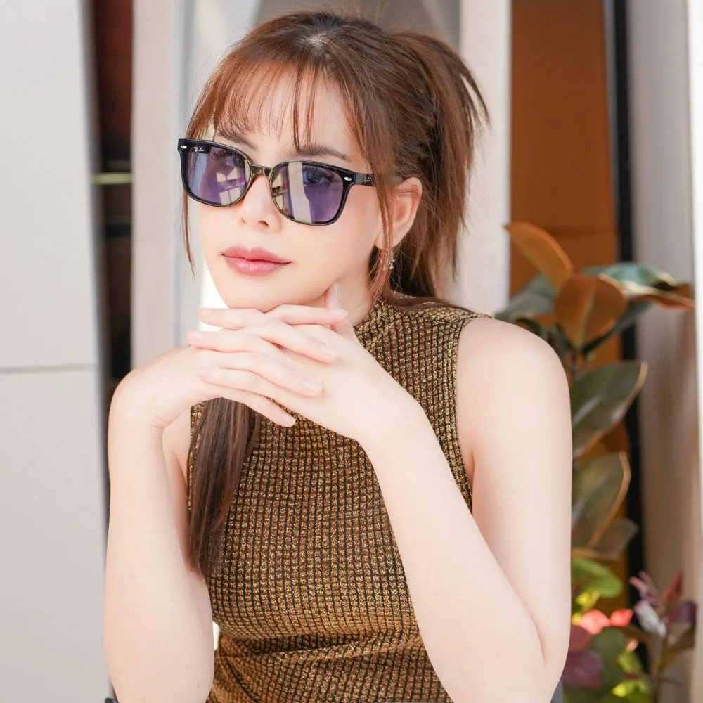 แว่น Ray-Ban RB4461D 60180 คนใส่