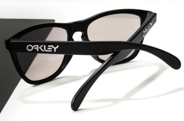 แว่น Oakley OO9245 9245E3 ขา