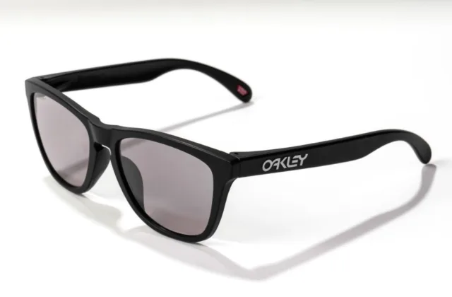แว่น Oakley OO9245 9245E3