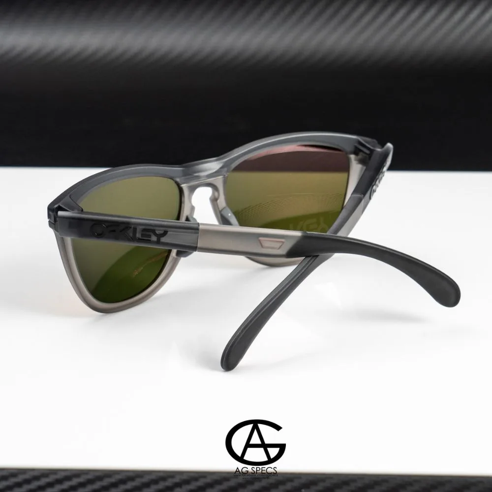 แว่น Oakley OO9284A 928401 ขา