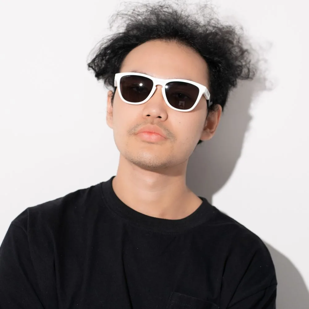 แว่น Oakley OO9289 928908 คนใส่