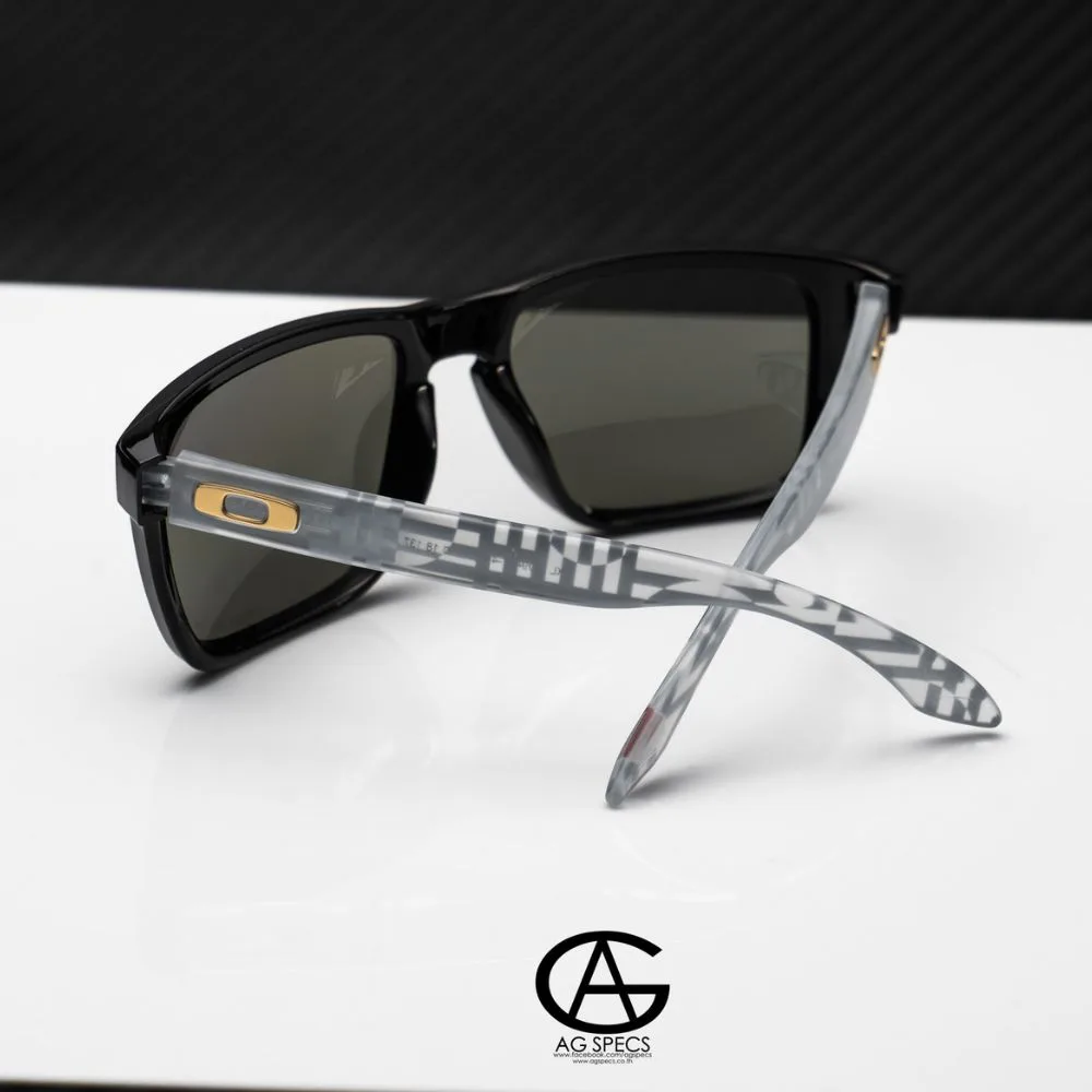 แว่น Oakley OO9417 941743 ขา