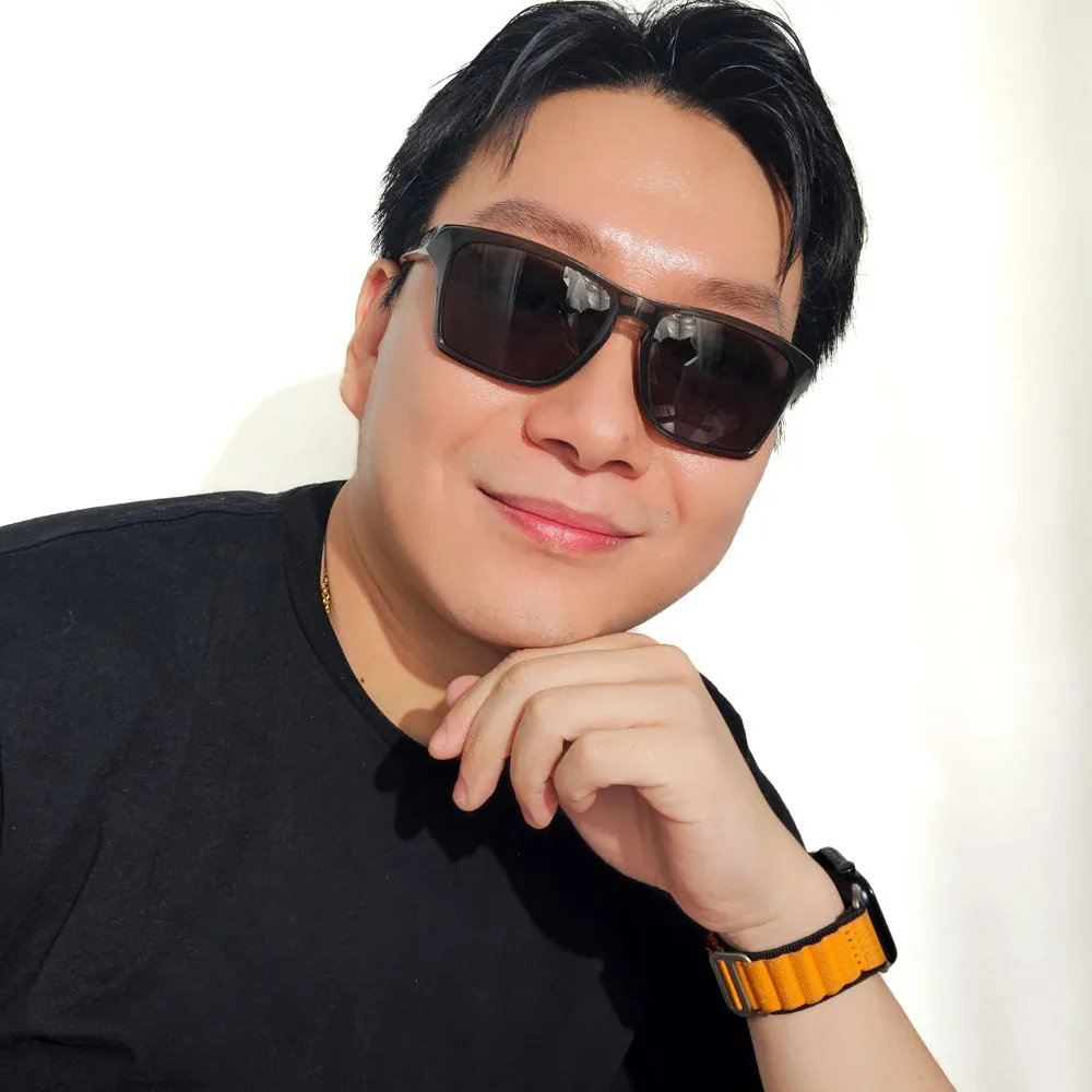 แว่น Oakley Sylas OO9448F 944812 คนใส่