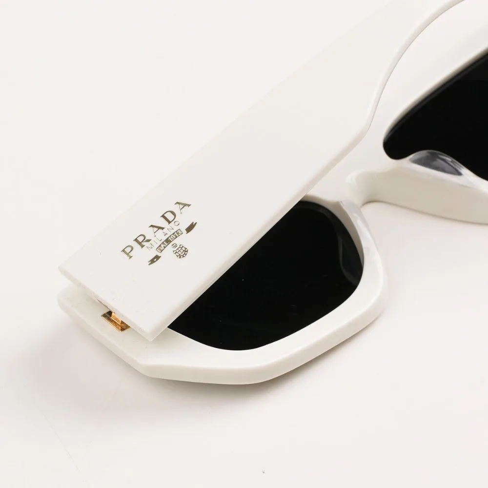 แว่น Prada PR A01SF 17K08Z โลโก้