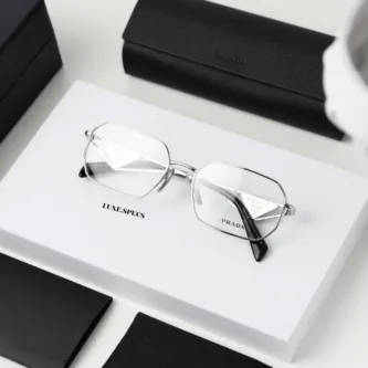 แว่น Prada PR A53V 1BC1O1 หน้า