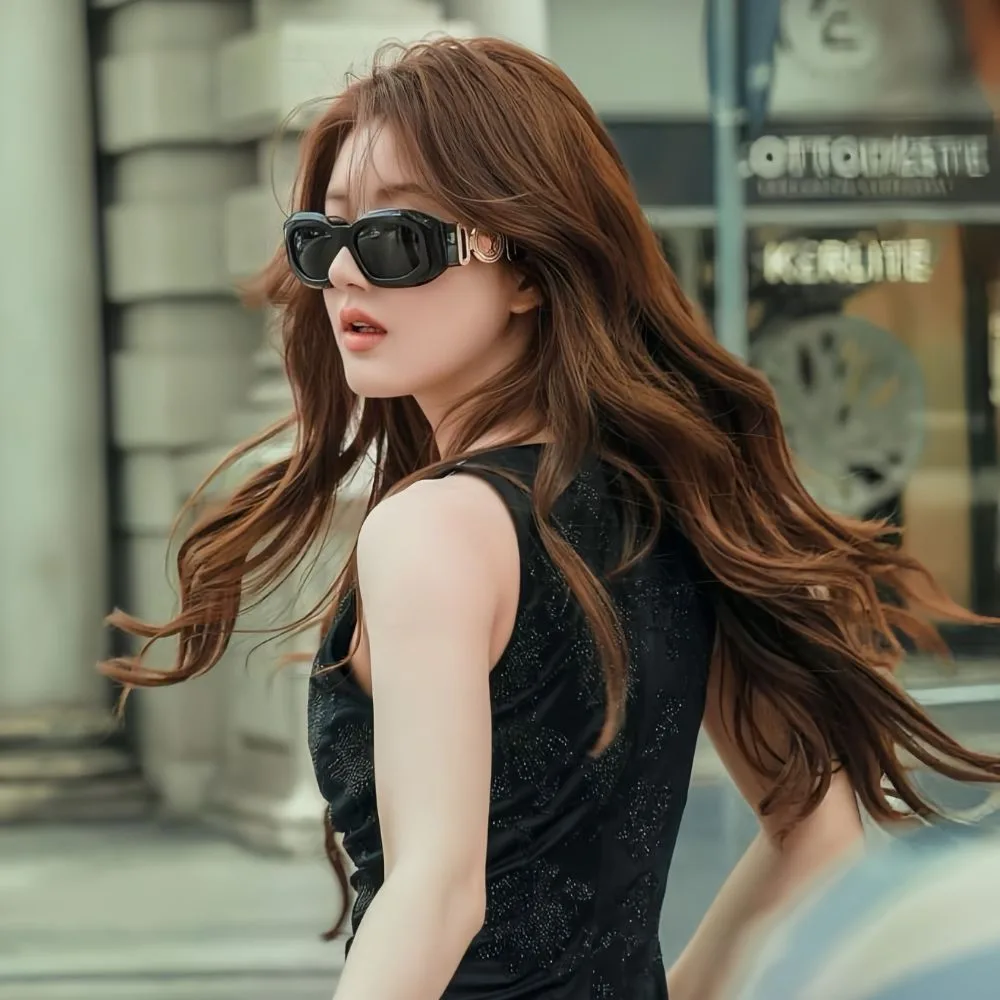 แว่น Versace VE4425U GB1/87 คนใส่