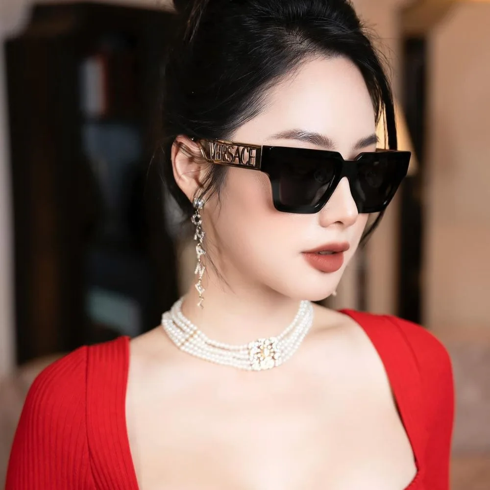 แว่น Versace VE4431F GB1/87 คนใส่
