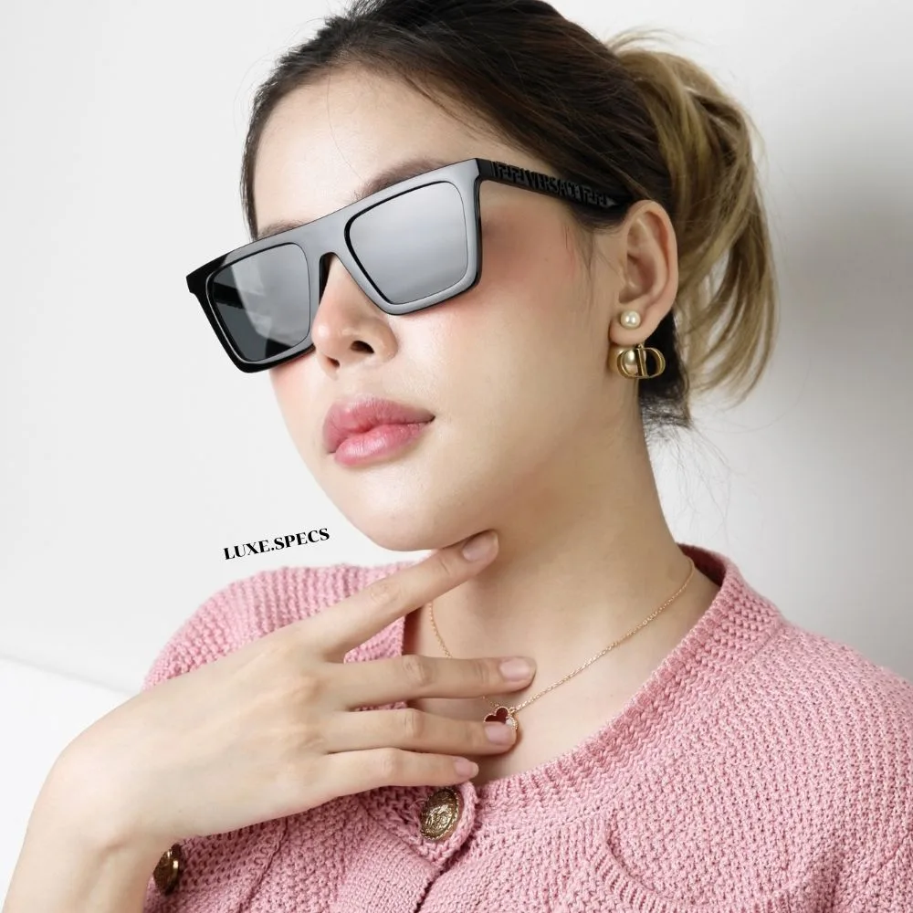 แว่น Versace VE4468U GB1/87 คนใส่