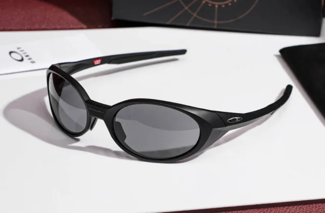 แว่น Oakley OO9438 943801