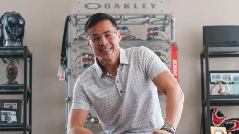 oakley peter yee