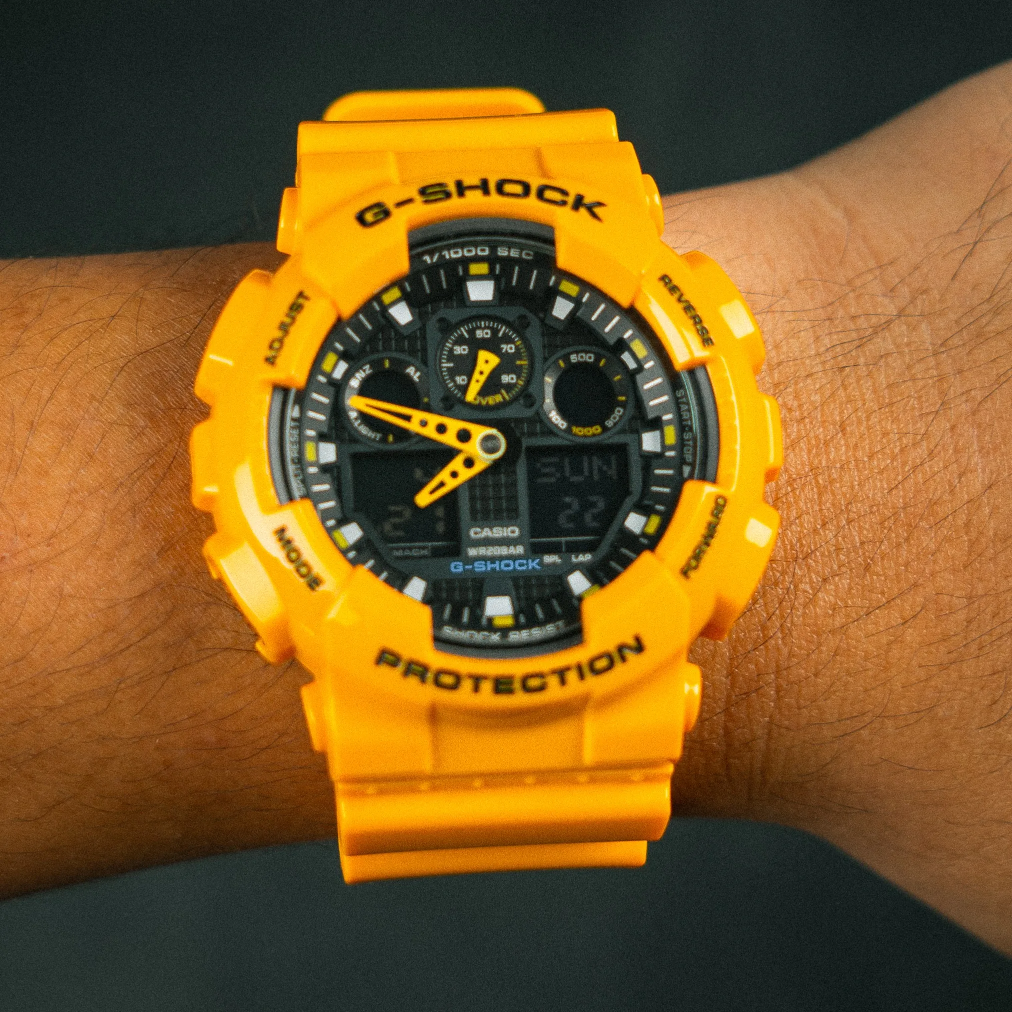 นาฬิกาข้อมือ G-SHOCK GA-100A-9ADR - Image 2