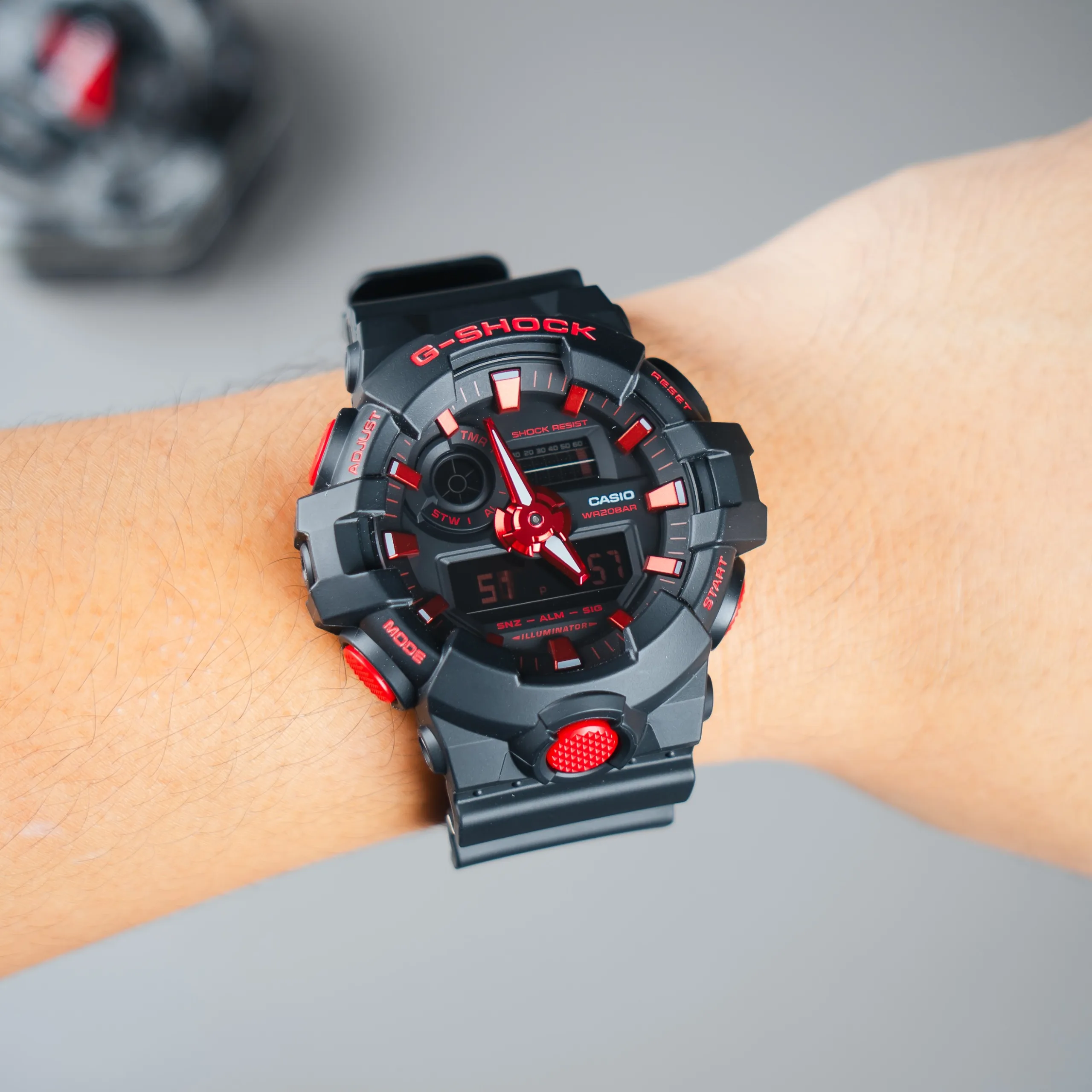 นาฬิกาข้อมือ G-SHOCK GA-700BNR-1A - Image 2