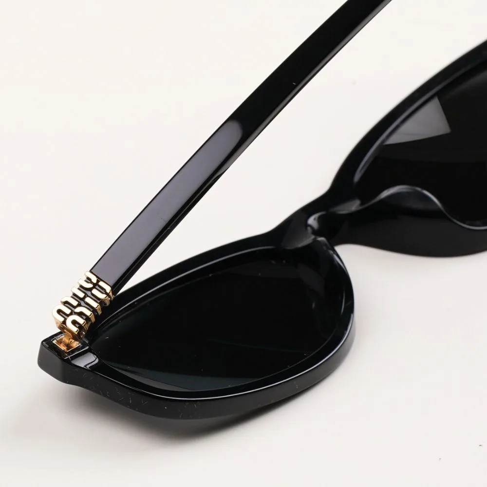 แว่น Miu Miu A06SF 16K08Z โลโก้