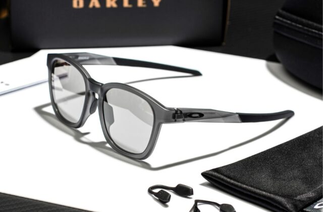 แว่น Oakley OO9507D 950704