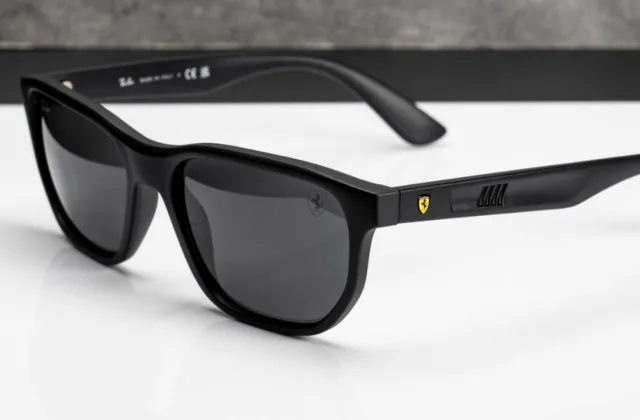 แว่น Ray-Ban RB4404M F68487