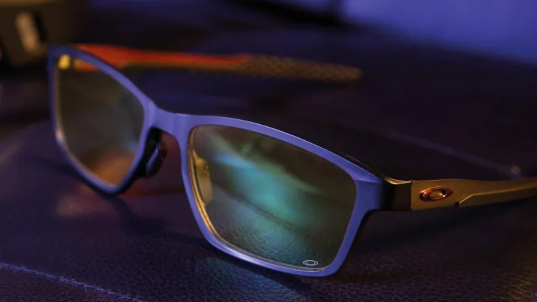 แว่น e-sport oakley