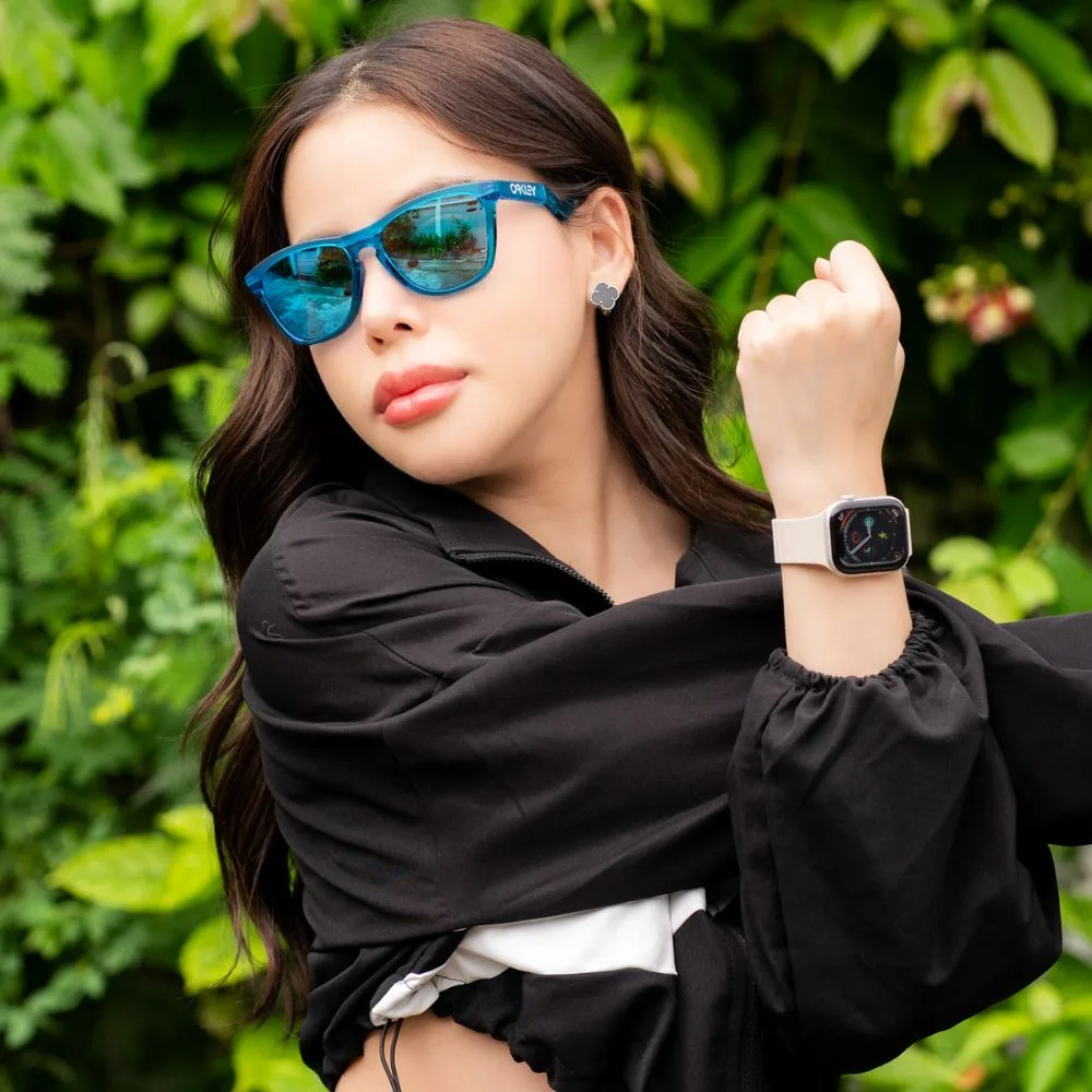 แว่น Oakley OO9289 928909 คนใส่