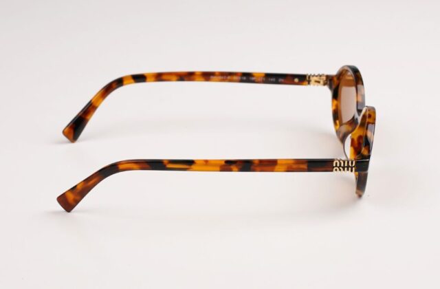 แว่น Miu Miu 04ZSF 19P2Z1 ขา