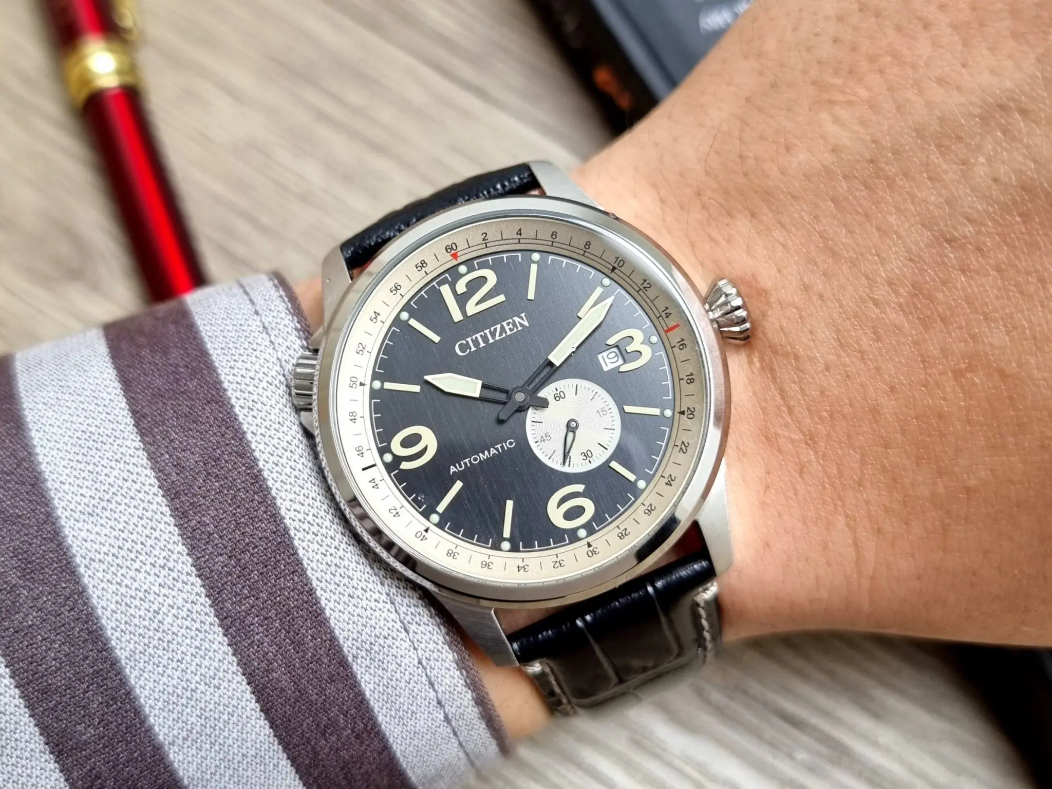 นาฬิกาข้อมือ Citizen รุ่น NJ0140-17E - Image 2