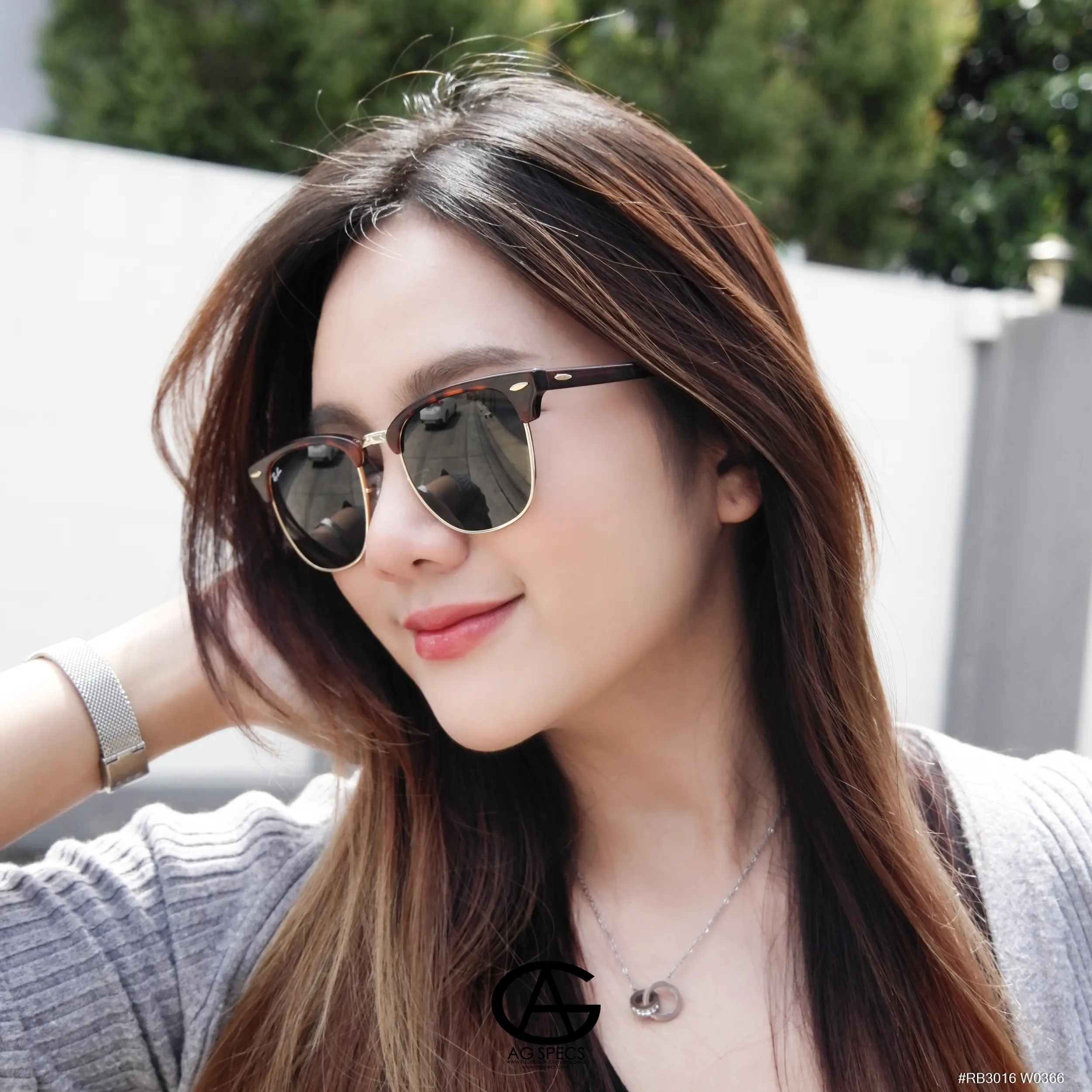 แว่น Ray-Ban RB3016 W0366 คนใส่