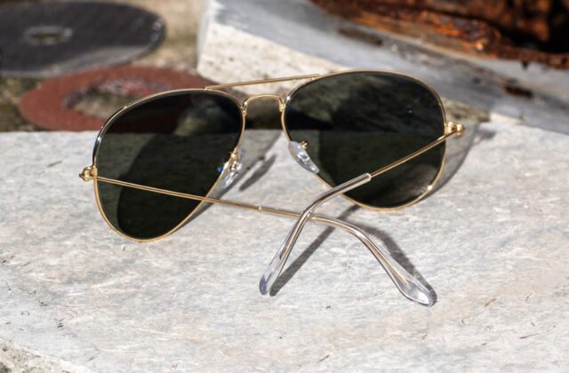 แว่น Ray-Ban RB3025 001/58 ขา