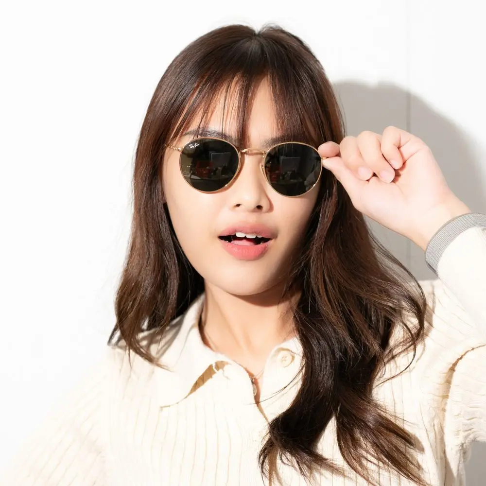 แว่น Ray-Ban RB3447 001 คนใส่