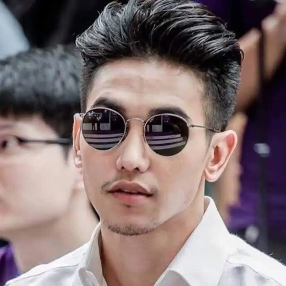 แว่น Ray-Ban RB3447 029 คนใส่