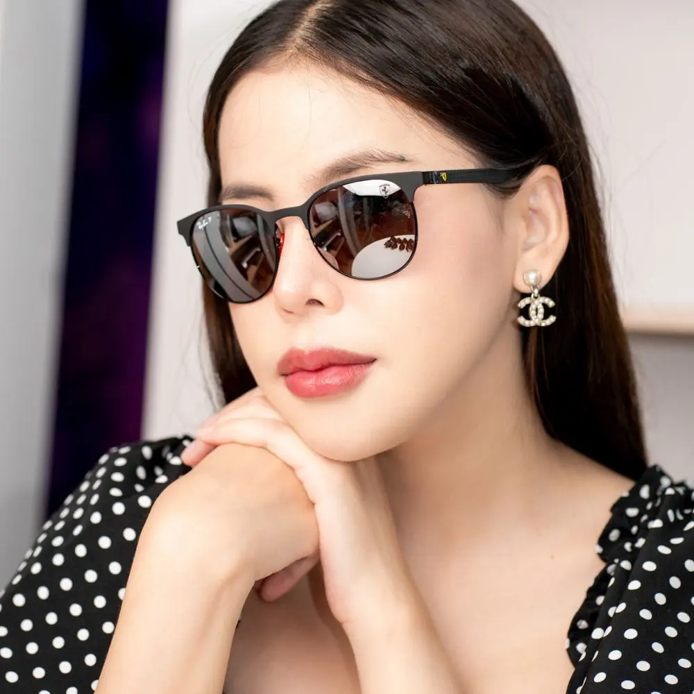 แว่น Ray-Ban RB8327M F041H2 คนใส่