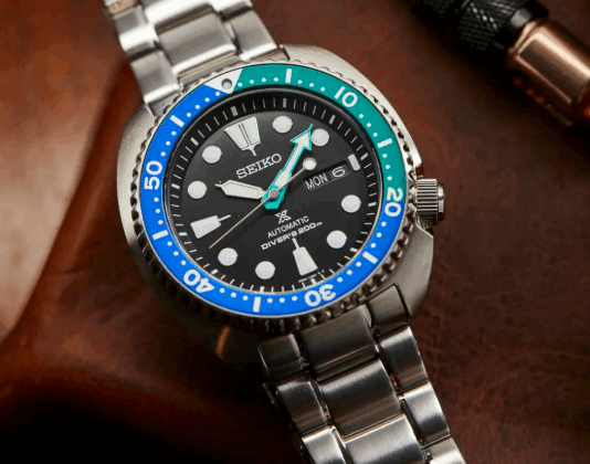 SEIKO PROSPEX “Tropical Lagoon” Special Edition SRPJ35K