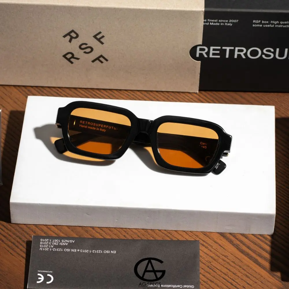 แว่น SUPER CARO REFINED หน้า