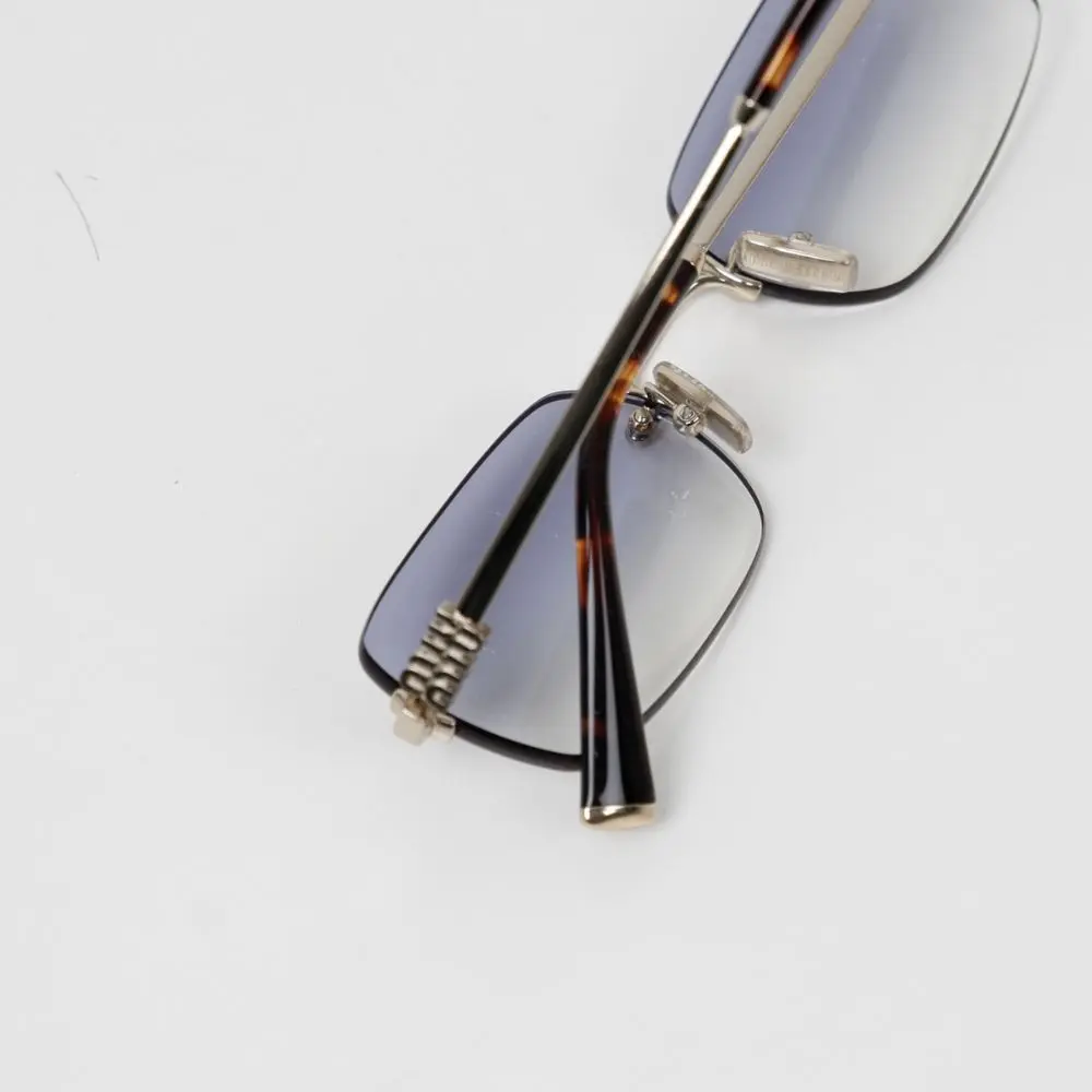 แว่น Miu Miu B50S ZVN80O โลโก้