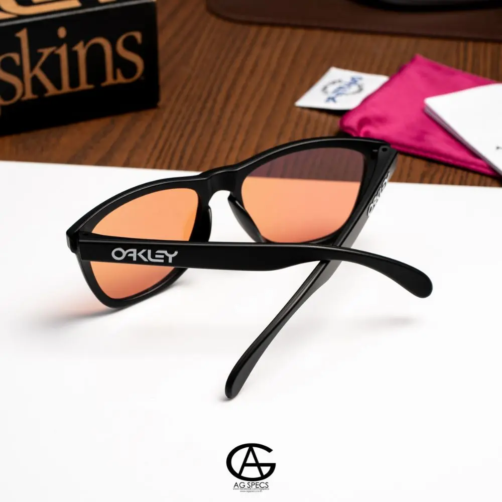 แว่น Oakley OO9245 9245E4 ขา