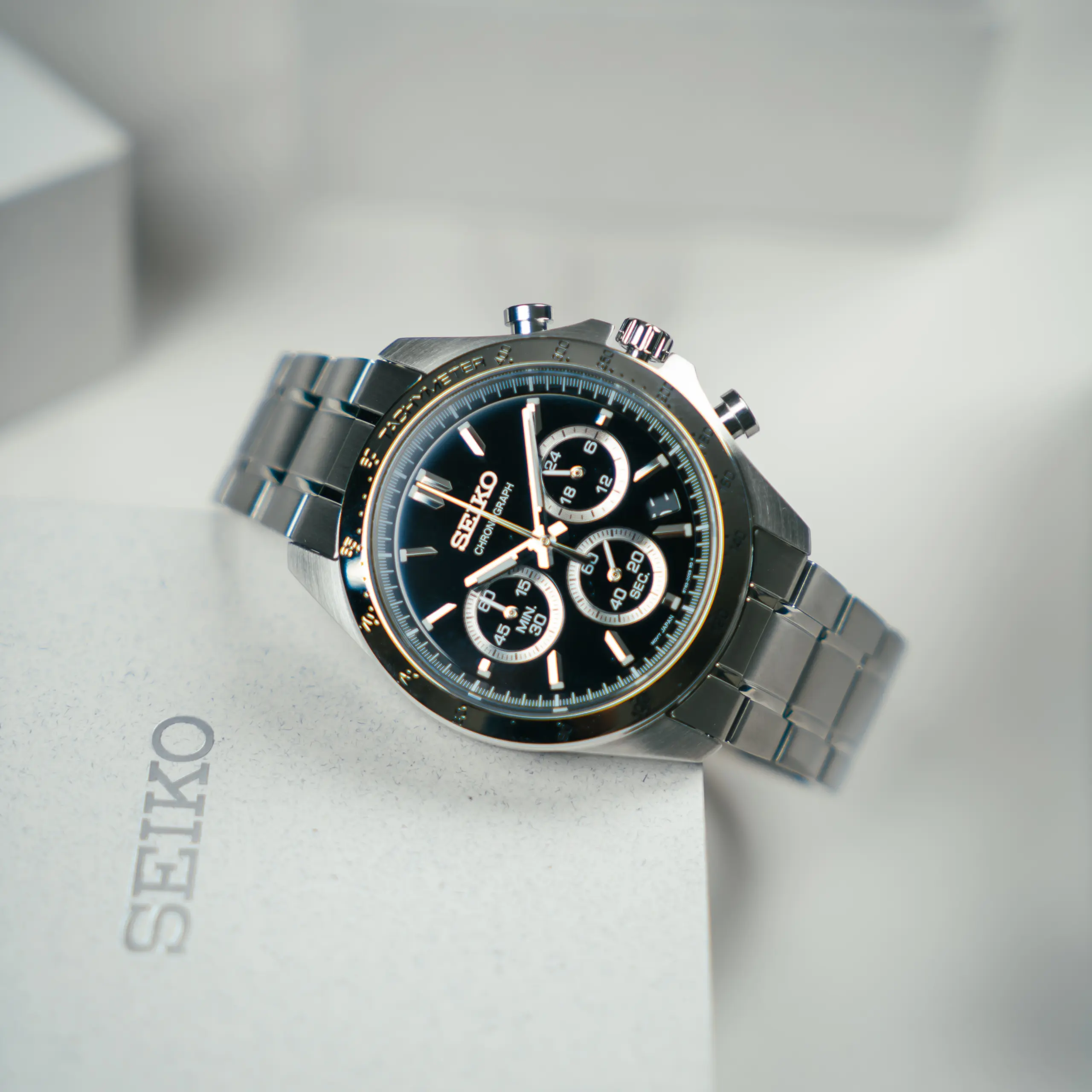 Seiko Spirit Chronograph นาฬิกาข้อมือผู้ชาย SBTR013 สีดำ