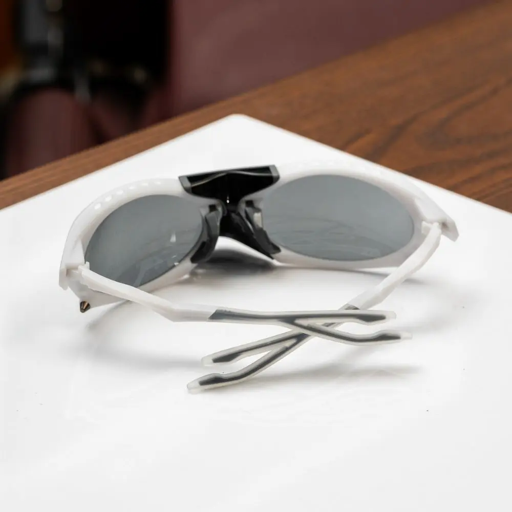 แว่น Oakley OO9437 943706 ขา