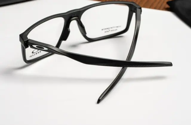 แว่น Oakley OX8183 818301 ขา