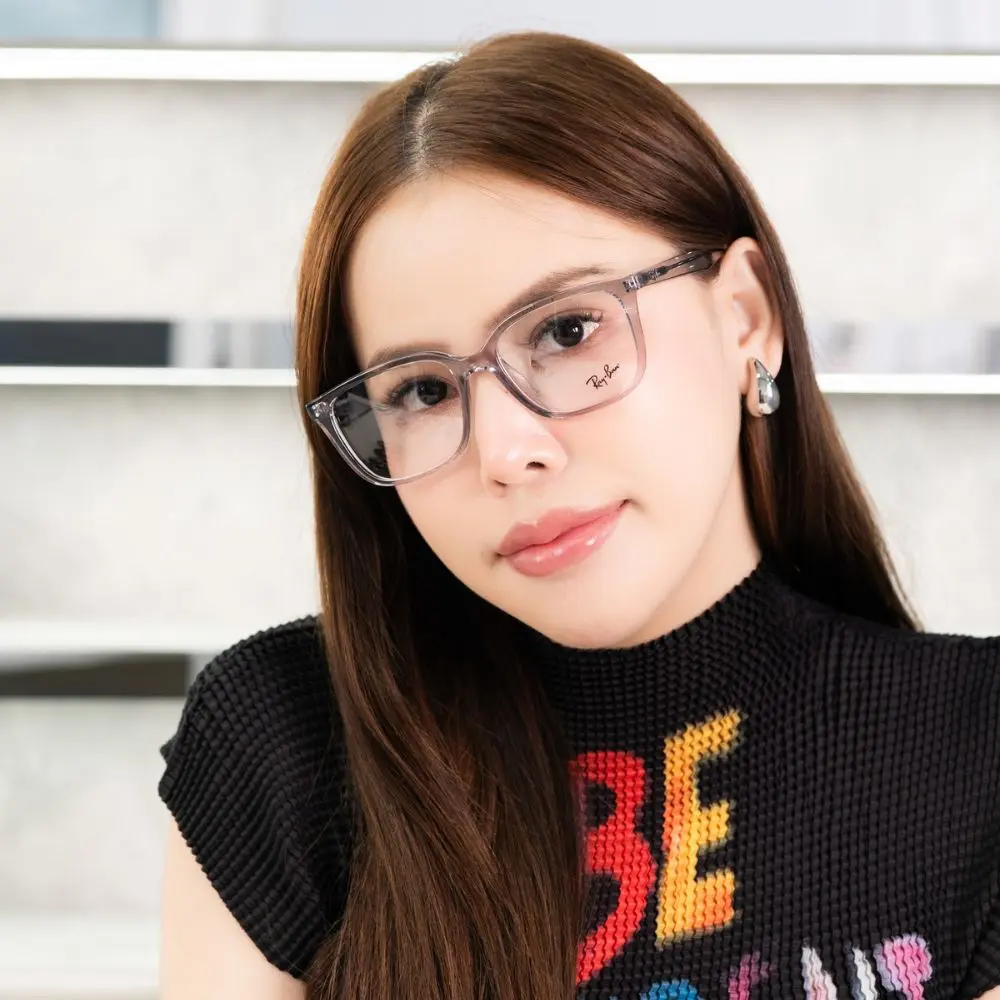 แว่น Ray-Ban RX7248D 8411 คนใส่