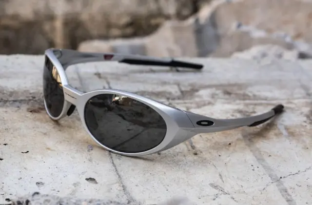 Oakley Eye Jacket OO9438 943805