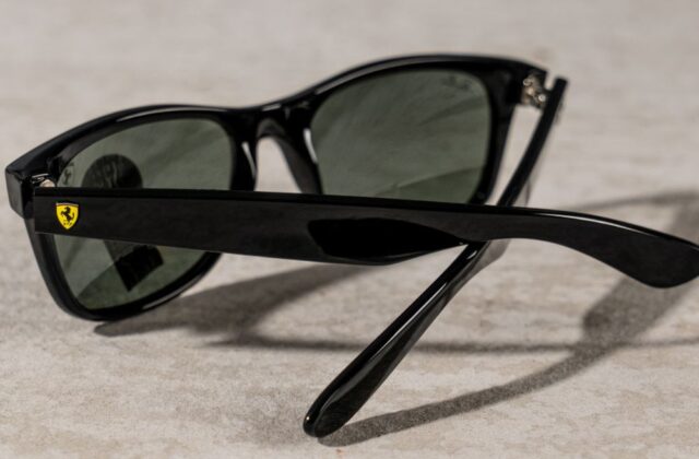 แว่น Ray-Ban RB2132M F60131 ขา