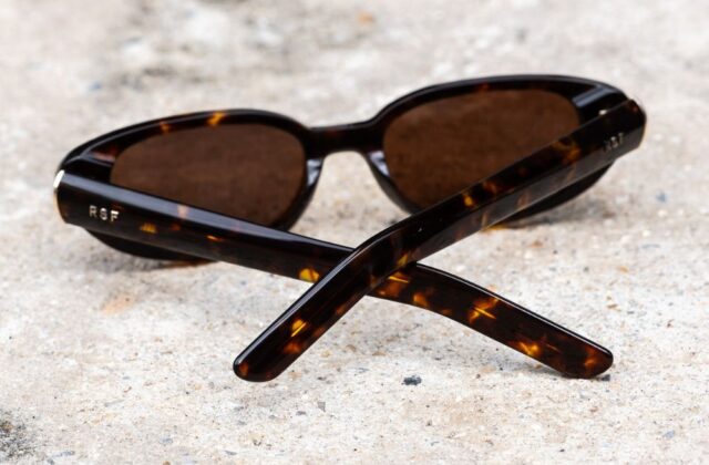 แว่น SUPER VEGA BURNT HAVANA ขา