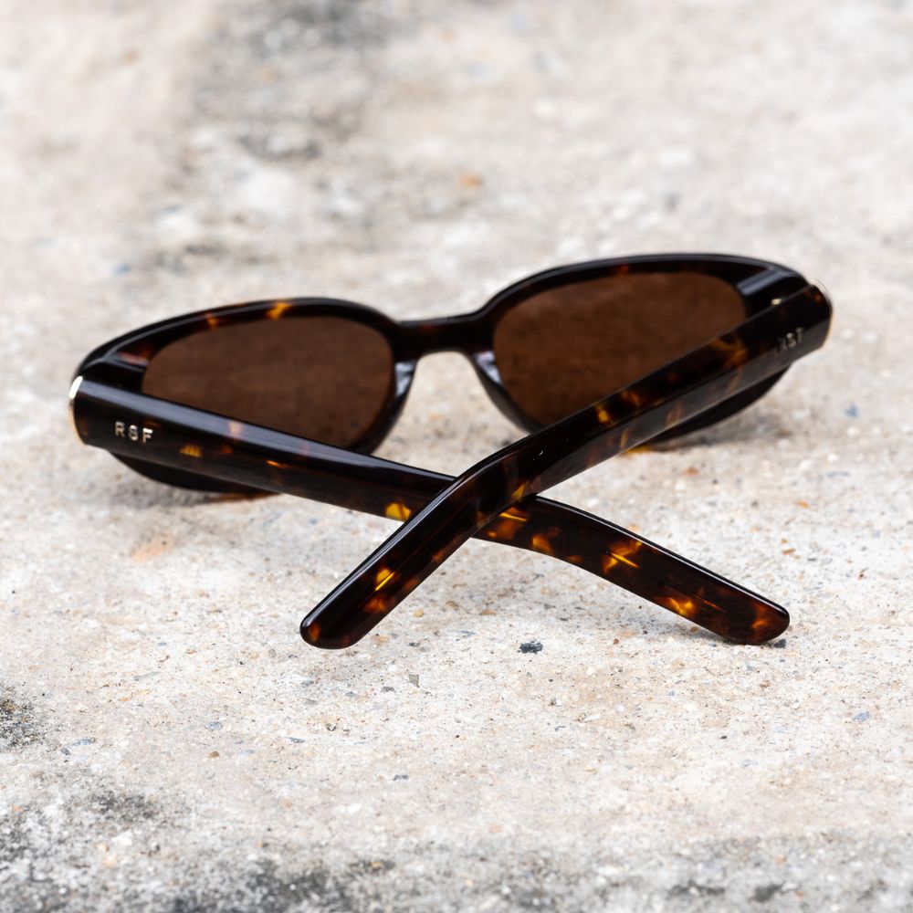 แว่น SUPER VEGA BURNT HAVANA ขา