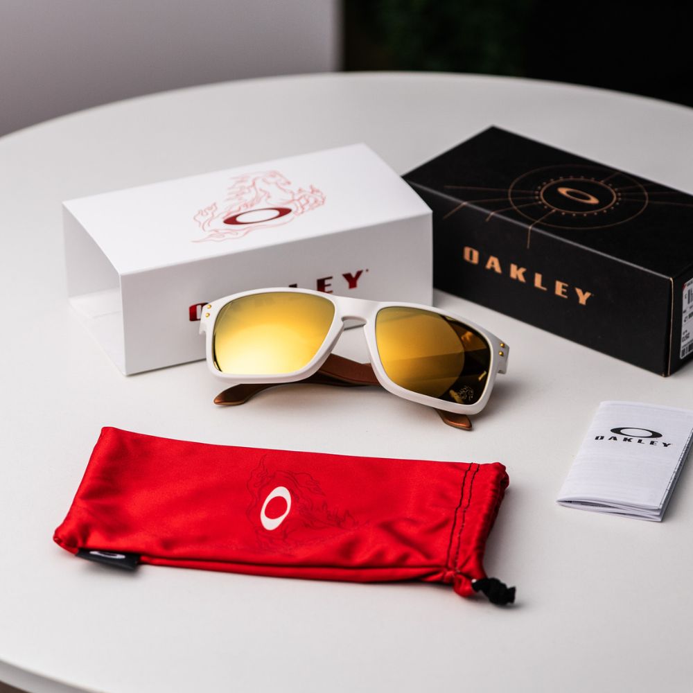 แว่น Oakley Horse Limited OO9244 924485 หน้า