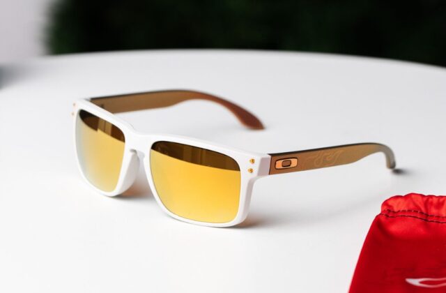 แว่น Oakley Horse Limited OO9244 924485