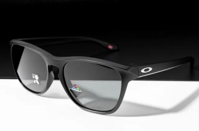 แว่น Oakley OO9479 947901